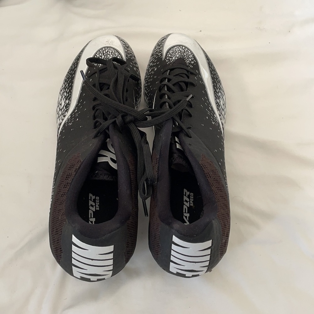 Men’s Nike Vapor Speed Low Football Cleats - Picture 2 of 6